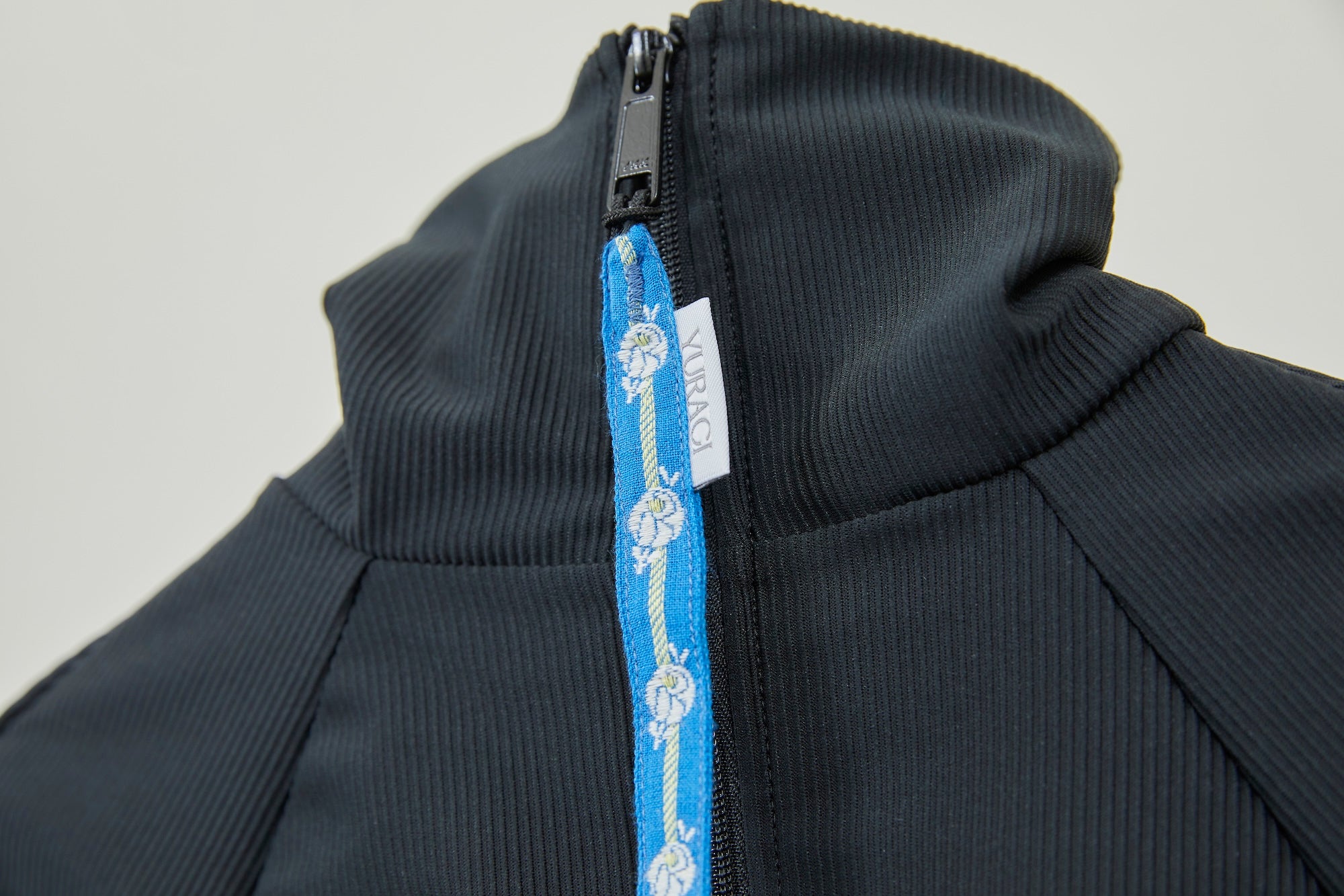 Torc Rush Guard × YURAGI zip cord